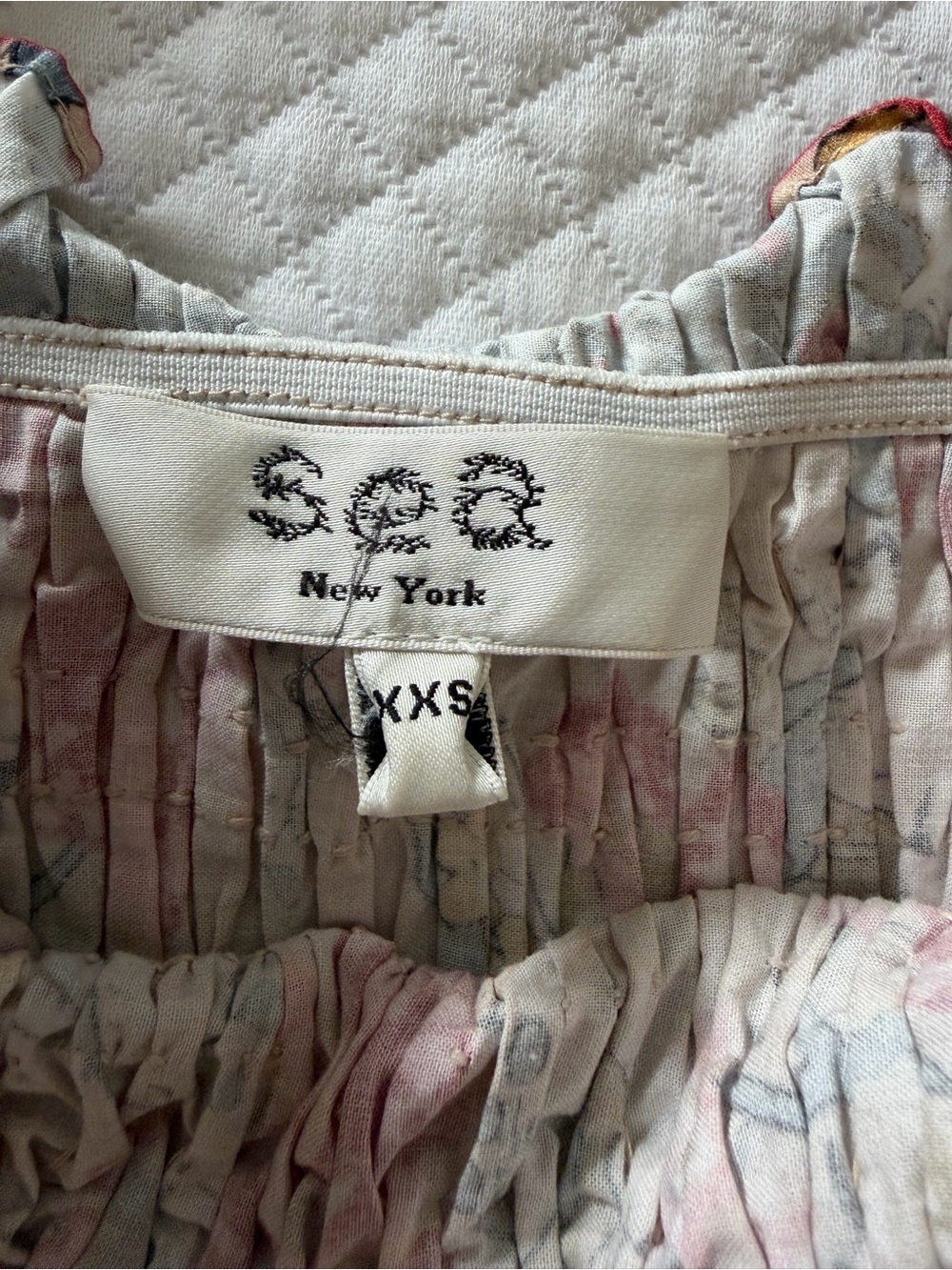 Sea New York Floral Smocked Puff-Sleeve Top - Picture 5 of 6